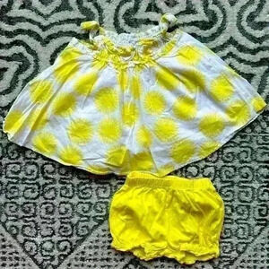 Absorba sunshine top with shorts size 12 months